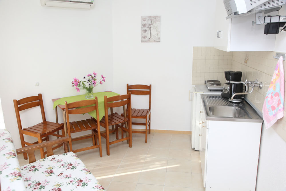 Hotel Apartment Kastoria ฮานิโอติ ภายนอก รูปภาพ